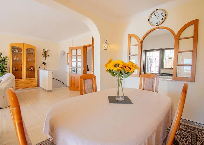 Ferienhaus Casa Vista Do Mar Cozy Townhouse In