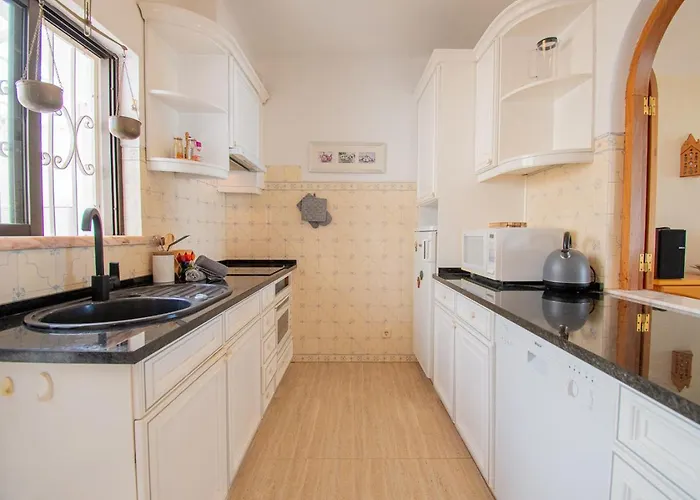 Ferienhaus Casa Vista Do Mar Cozy Townhouse In *