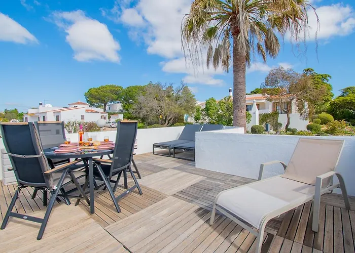 Casa Vista Do Mar Cozy Townhouse In Ferienhaus